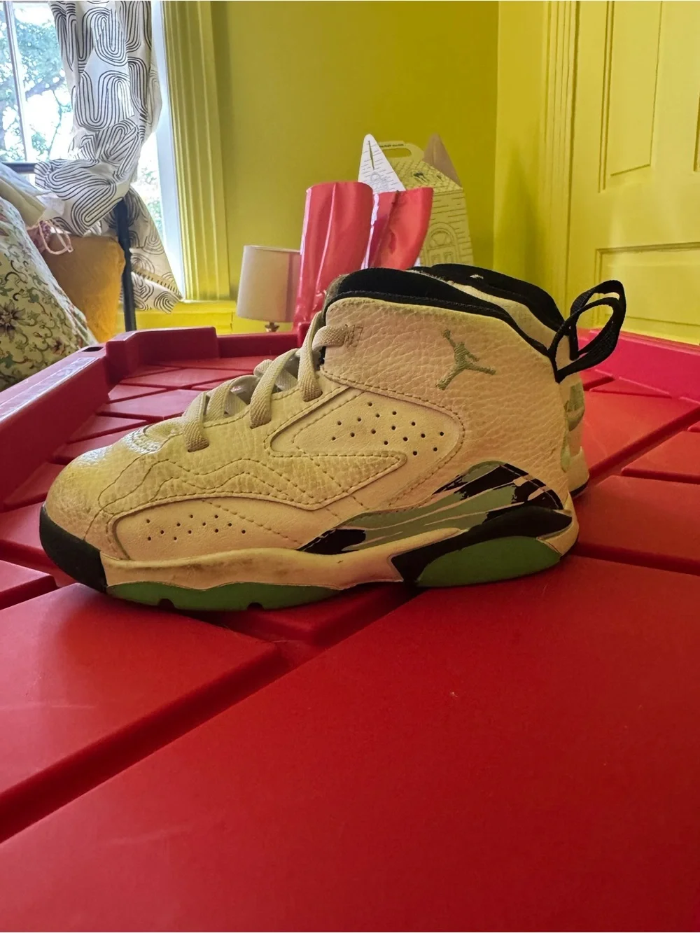 Nike Air Jordan MVP Toddler Shoes Size 9C White Green Black